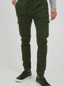 11 Project Herren Cargohose - PRGarik in grün