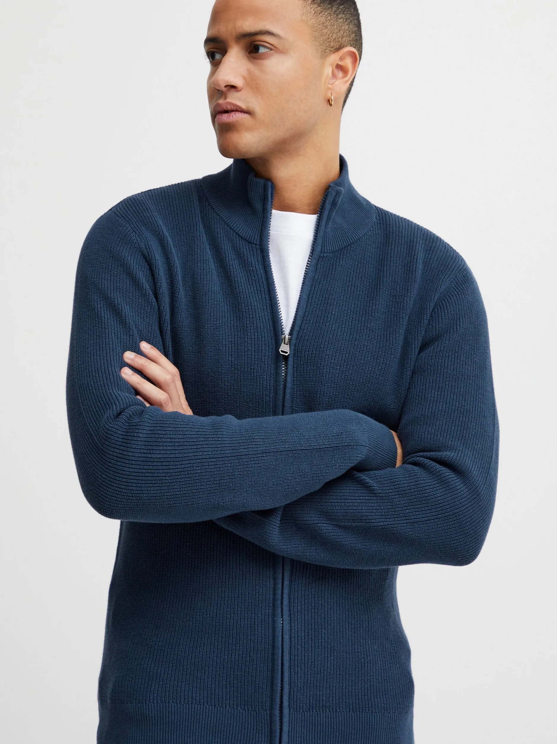 11 Project Herren Strickjacke - PREdu in blau