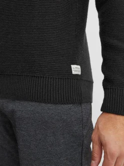 11 Project Herren Troyer - PRTillmann in schwarz