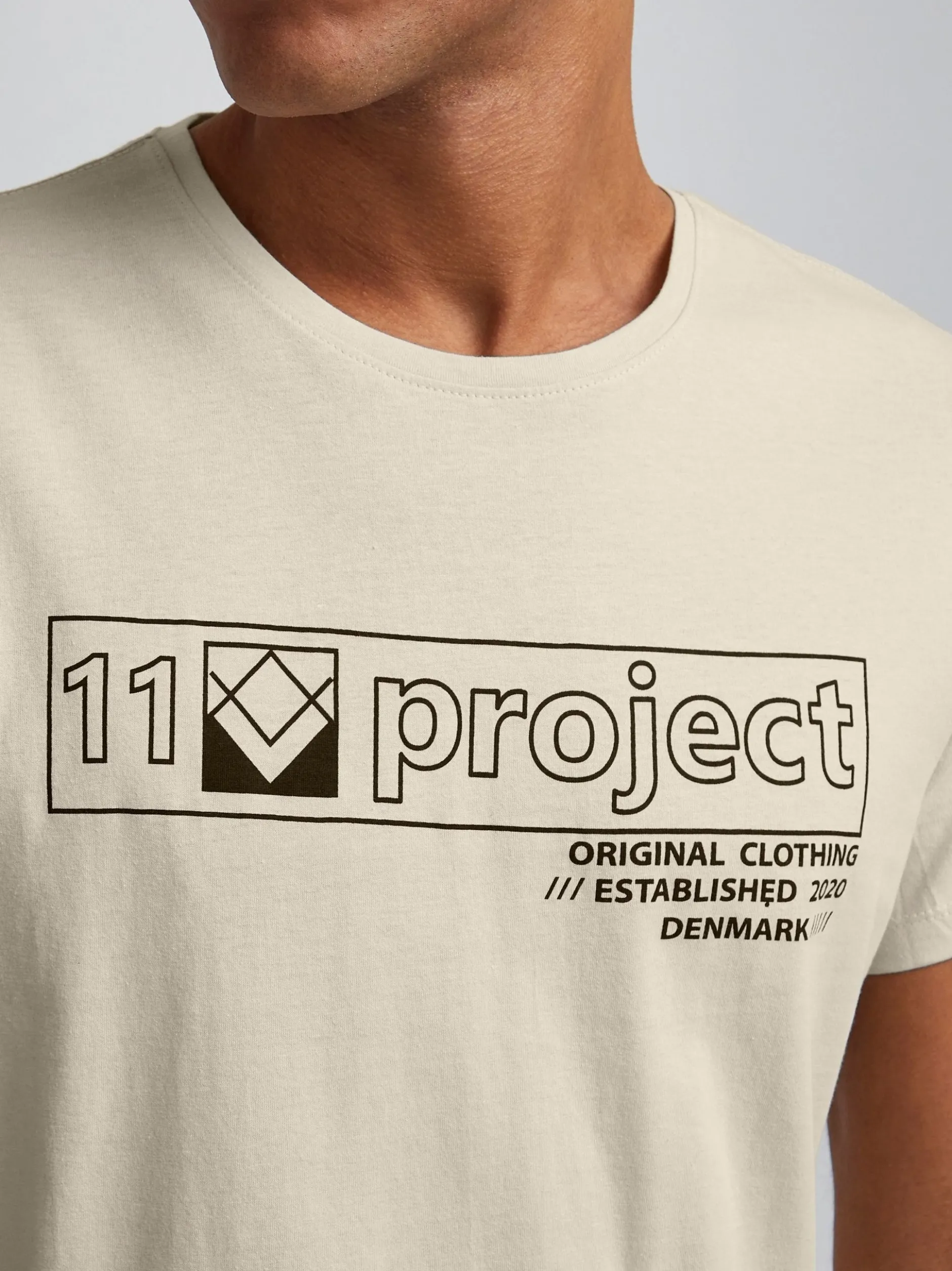 11 Project Herren T-Shirt - PRMattis in beige