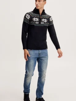 11 Project Herren Weihnachtspullover - PRTim in schwarz