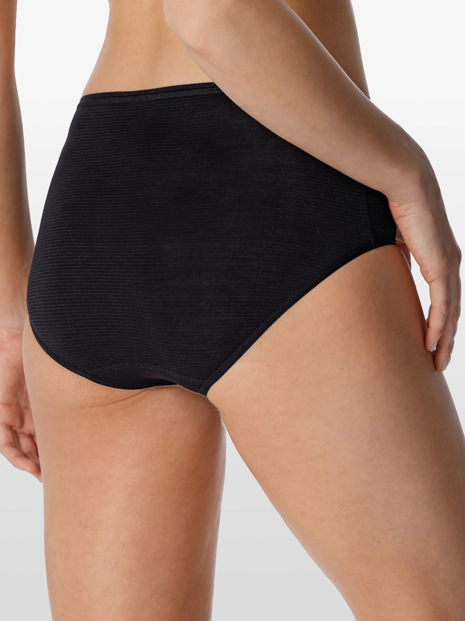 Schiesser Damen Tai-Slip - Modal Essentials in schwarz