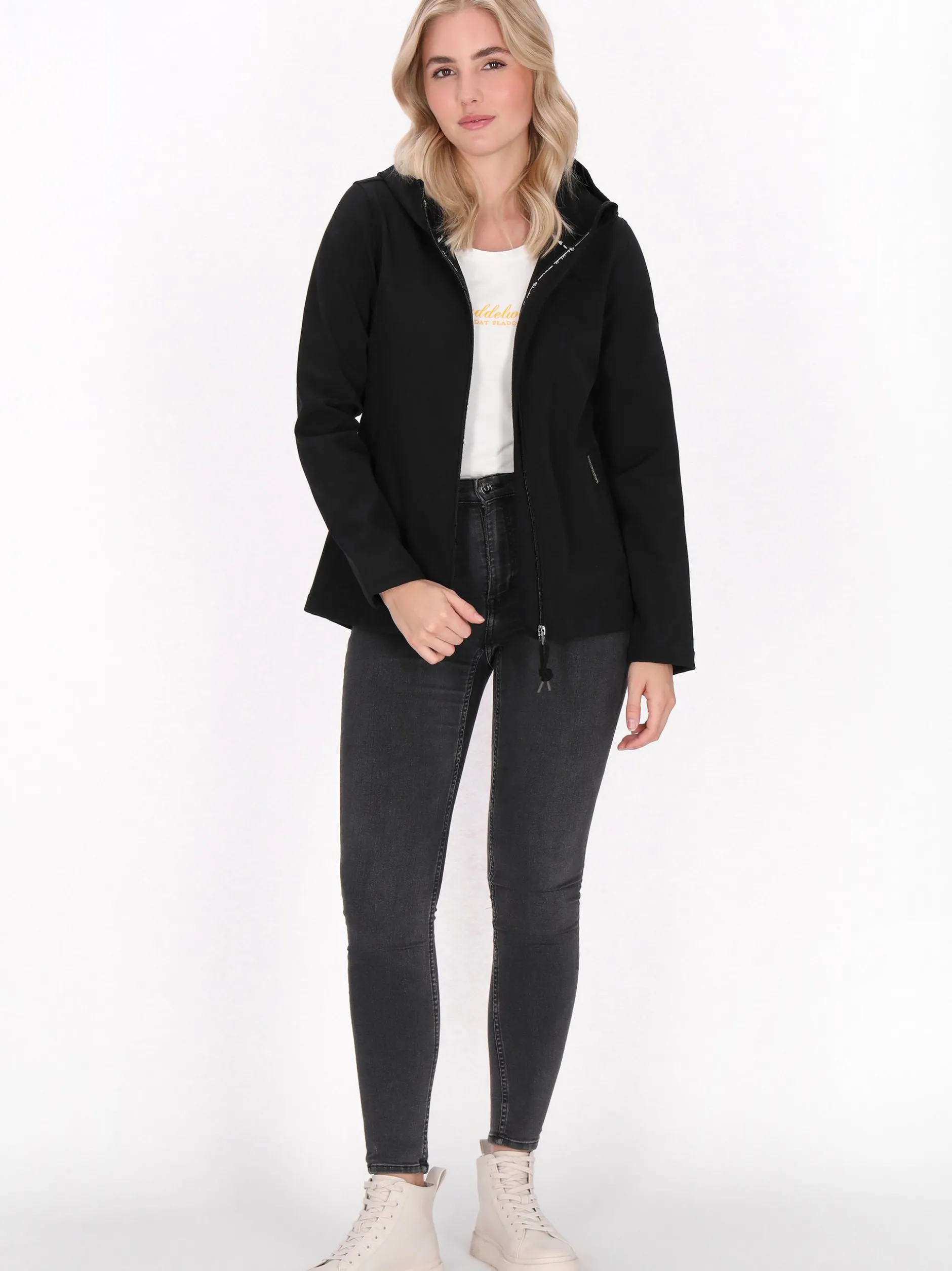 Schmuddelwedda Damen Softshelljacke in schwarz