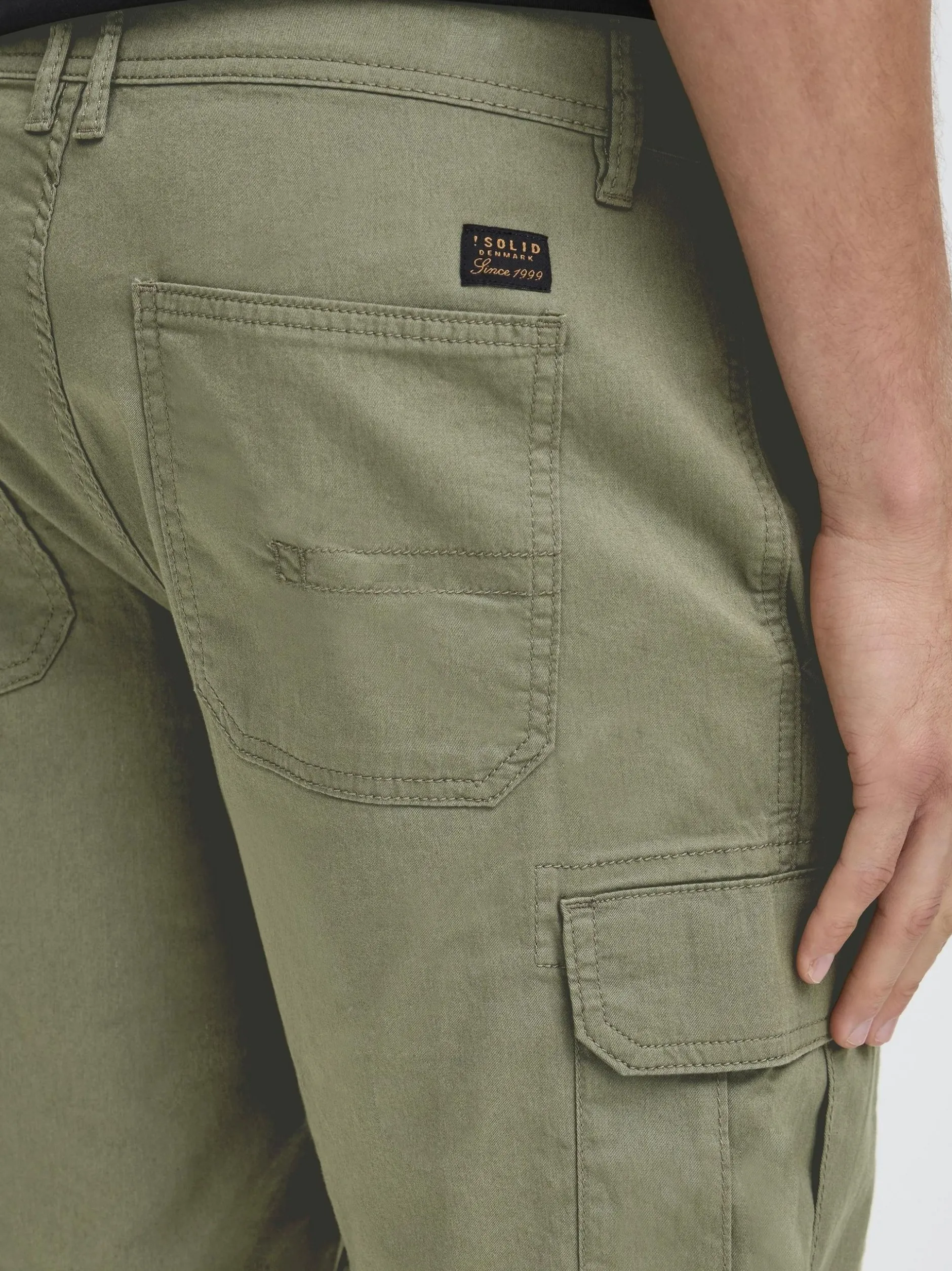 Solid Herren Cargoshorts - SDKallant in oliv