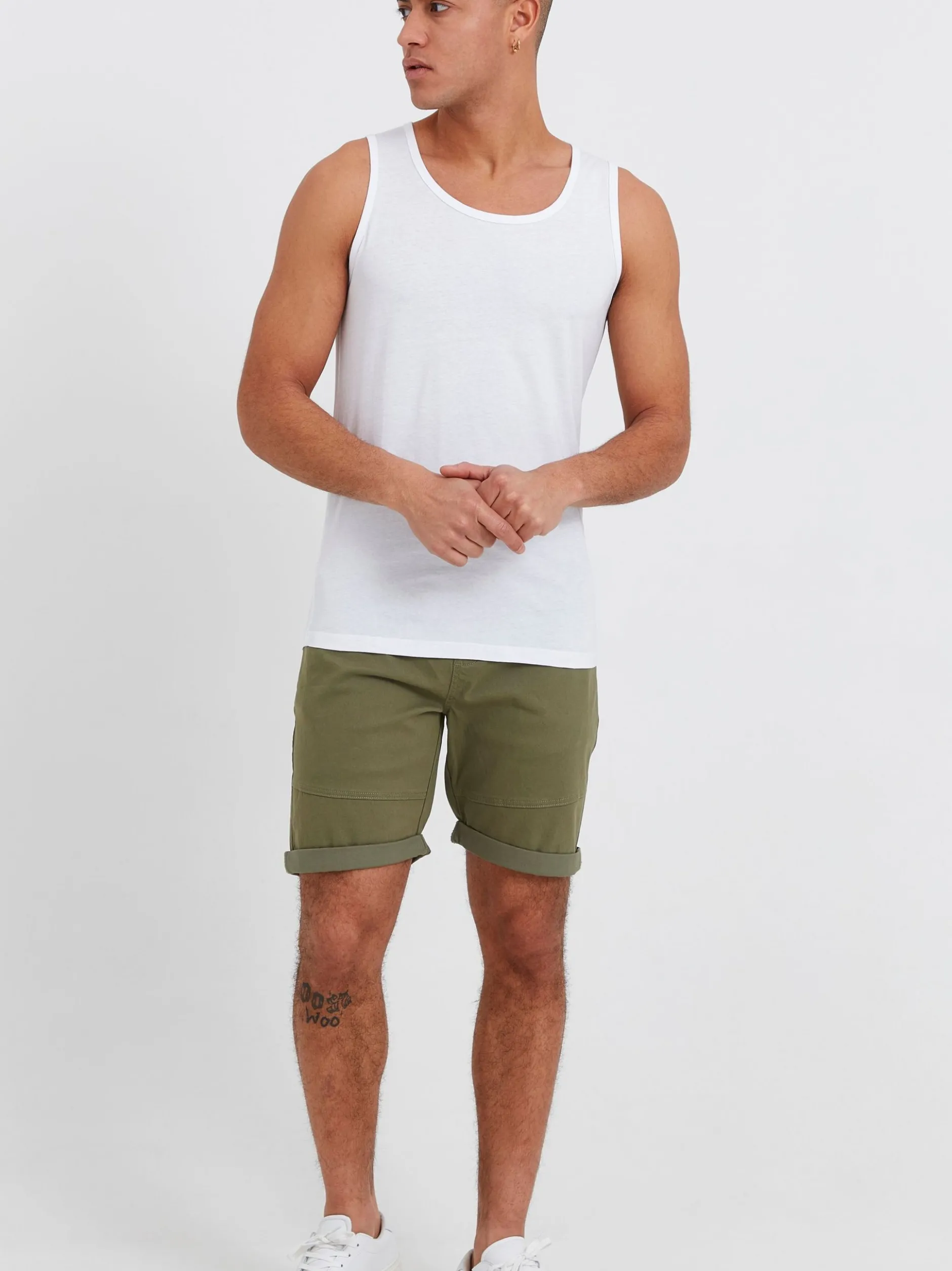 Solid Herren Chinoshorts - SDHenk in oliv