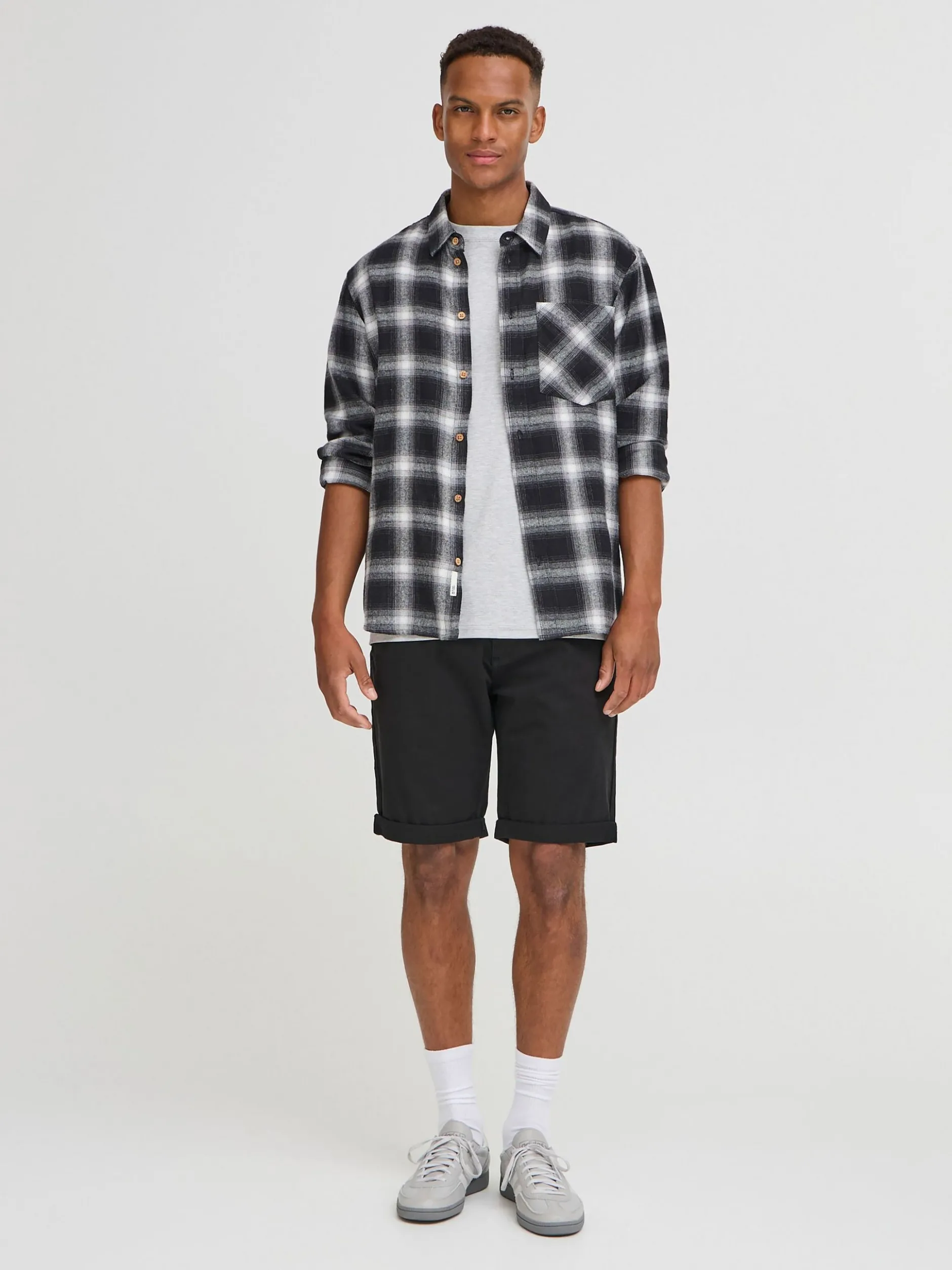 Solid Herren Chinoshorts - SDMontijo in schwarz