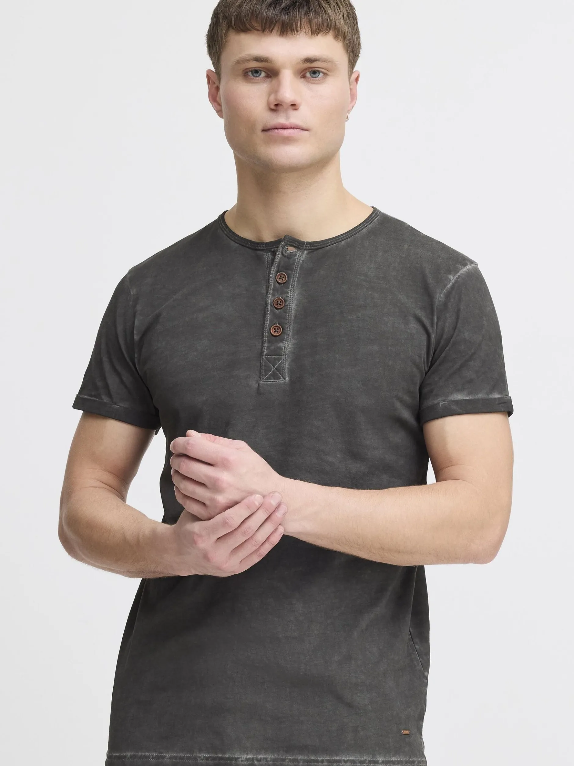 Solid Herren Rundhalsshirt - SDTihn in schwarz