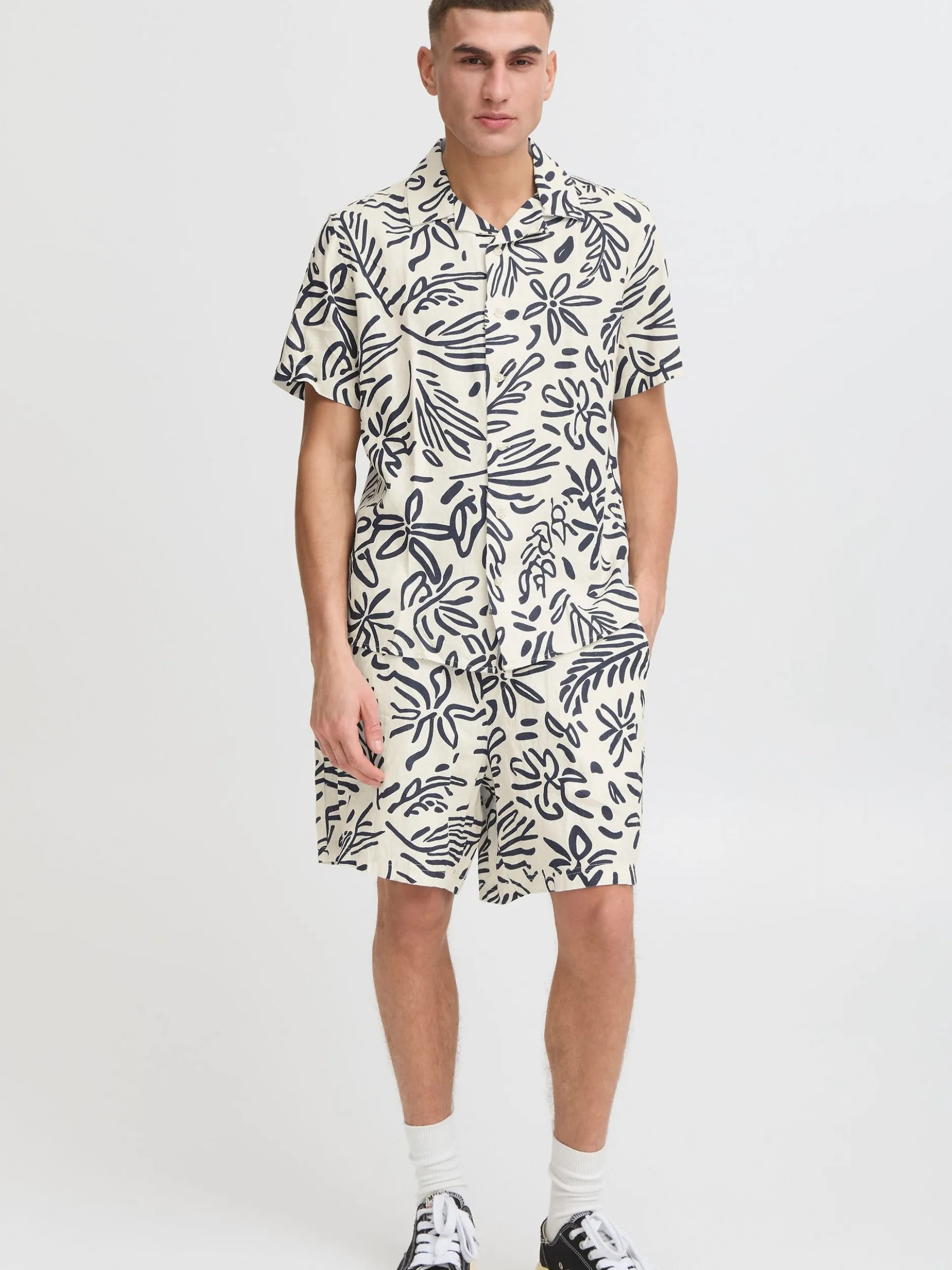 Solid Herren Shorts - SDLiam in weiß