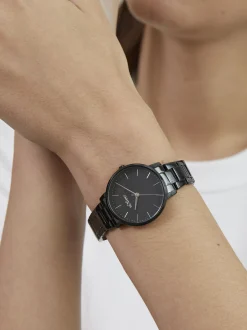 s.Oliver Damen Armbanduhr - Modern Basics in schwarz
