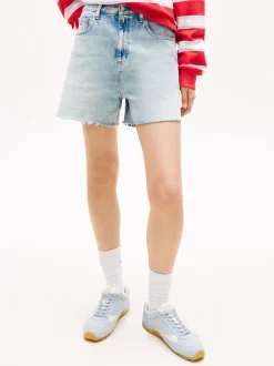 Tommy Jeans Damen Jeansshorts in bleached - Länge: kurz