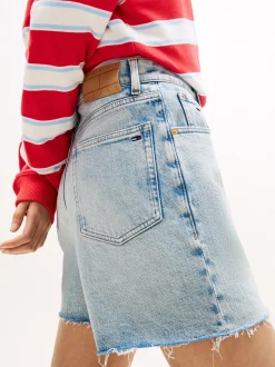 Tommy Jeans Damen Jeansshorts in bleached - Länge: kurz