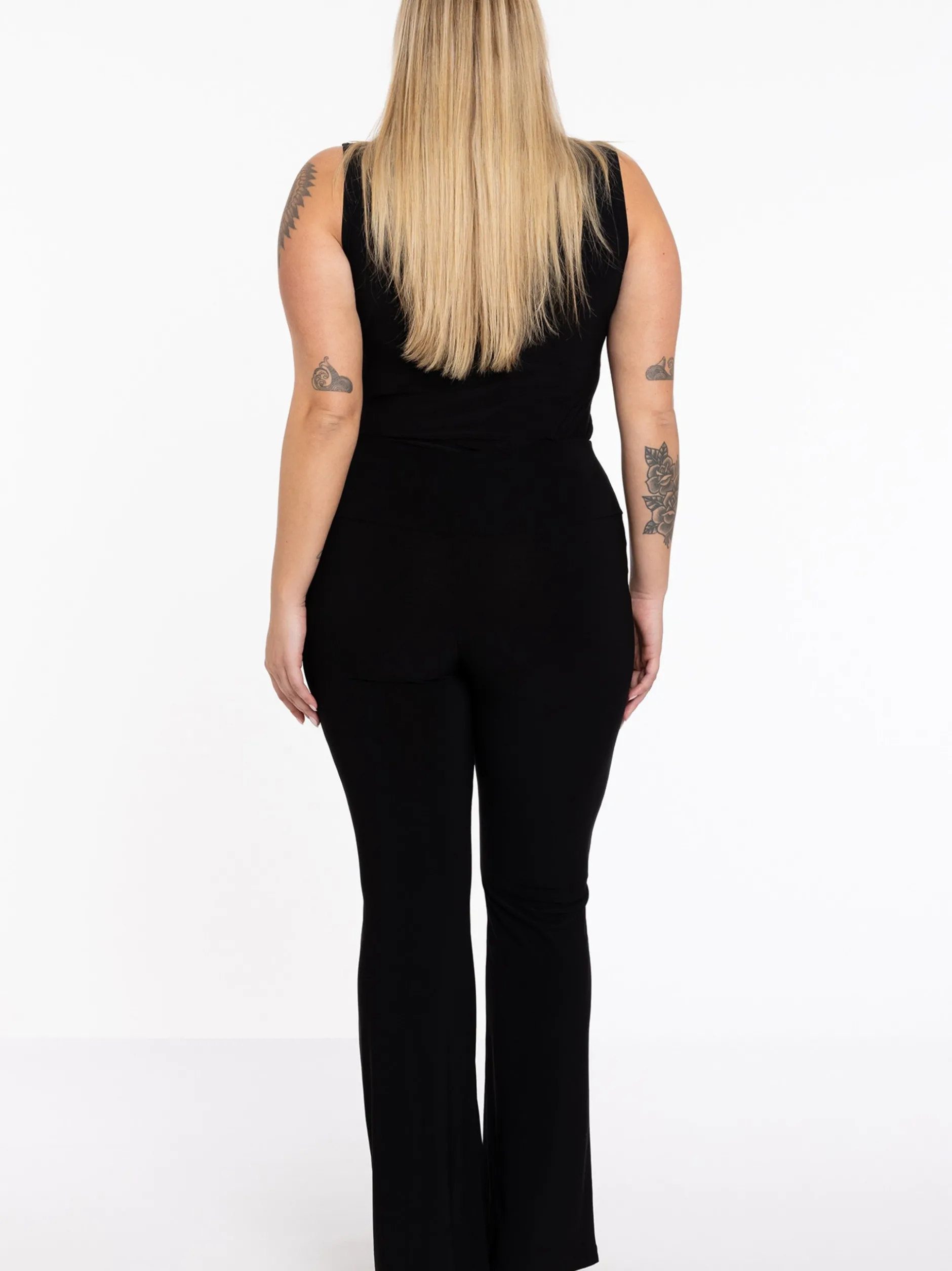 YOEK Damen Hose in schwarz