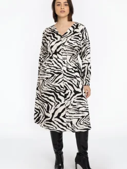 YOEK Damen Kleid in weiß schwarz